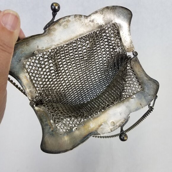 Victorian Purse GERMAN SILVER Mesh EVENING Bag Ornate Floral Frame Kiss Lock VTG - Picture 8 of 11